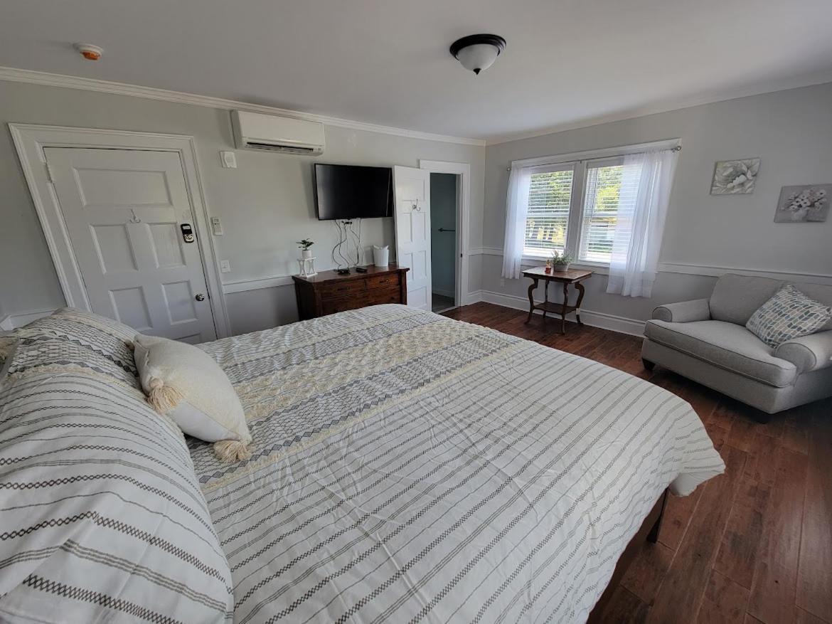 The Hidden Inn South Kortright Bagian luar foto
