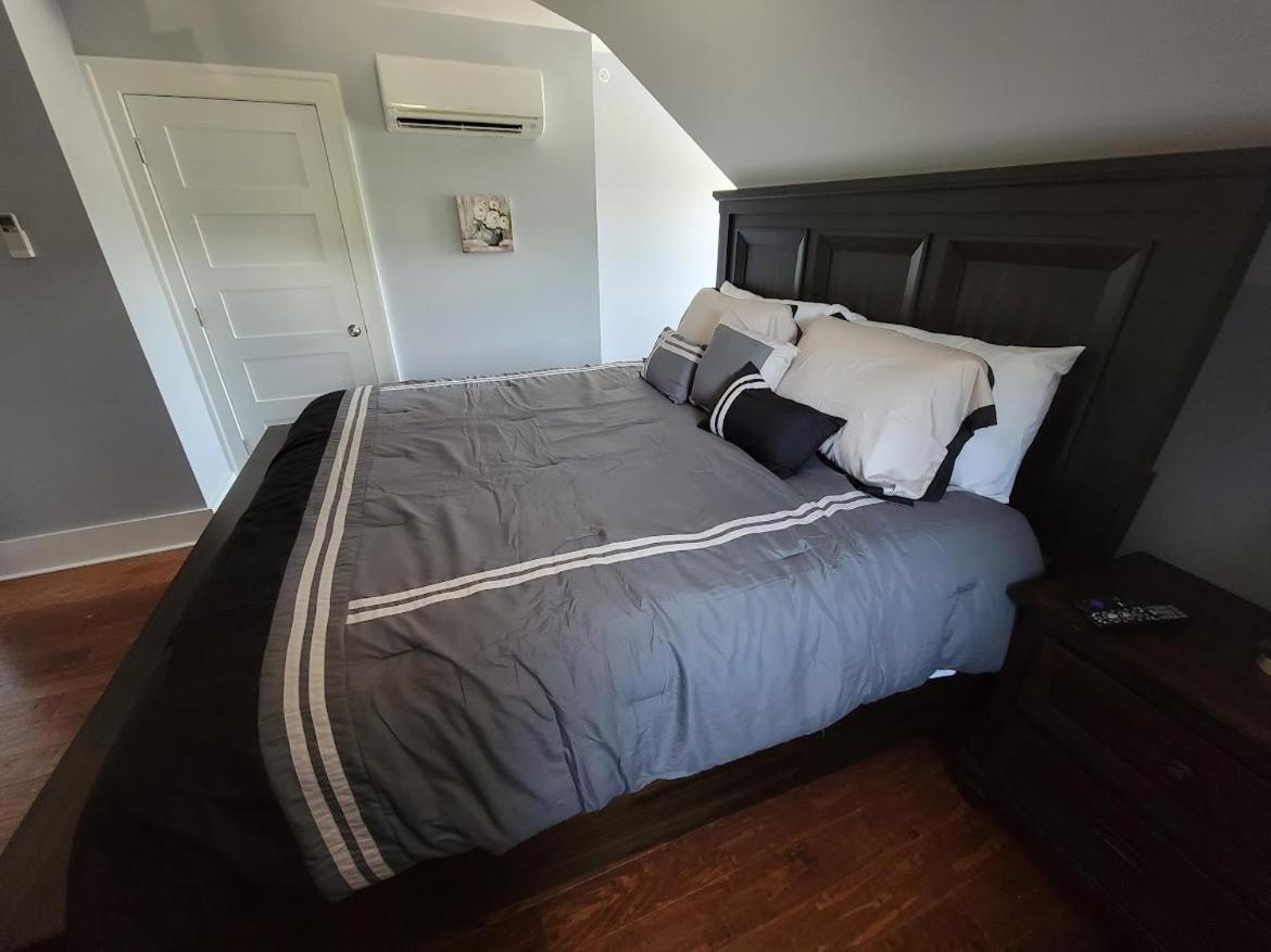 The Hidden Inn South Kortright Bagian luar foto