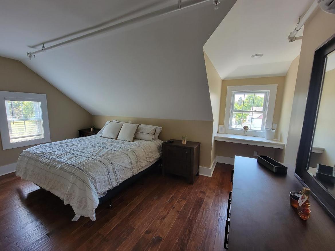 The Hidden Inn South Kortright Bagian luar foto